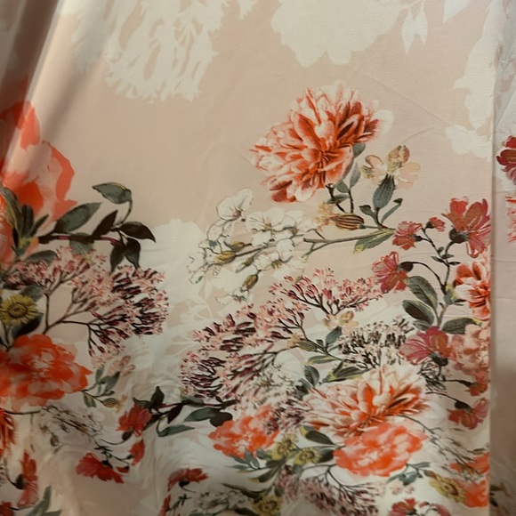 Eliza J around the neck sleeveless long dress w/ tie/ zipperback, tight in waist - Picture 3 of 5